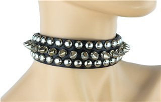 KICK IN THE EYE COLLAR